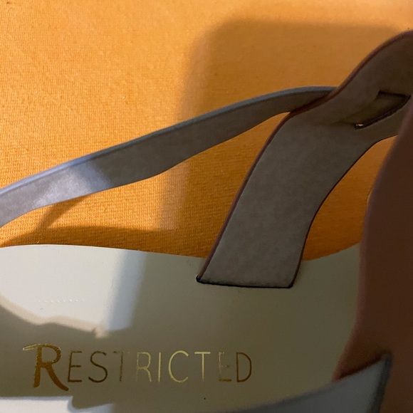 Shoes - Picture 2 of 5